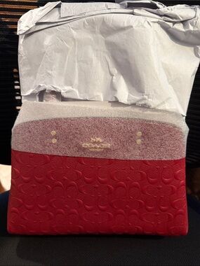 Coach Women's Mini Lilly Carryall (Signature Leather - Cherry)